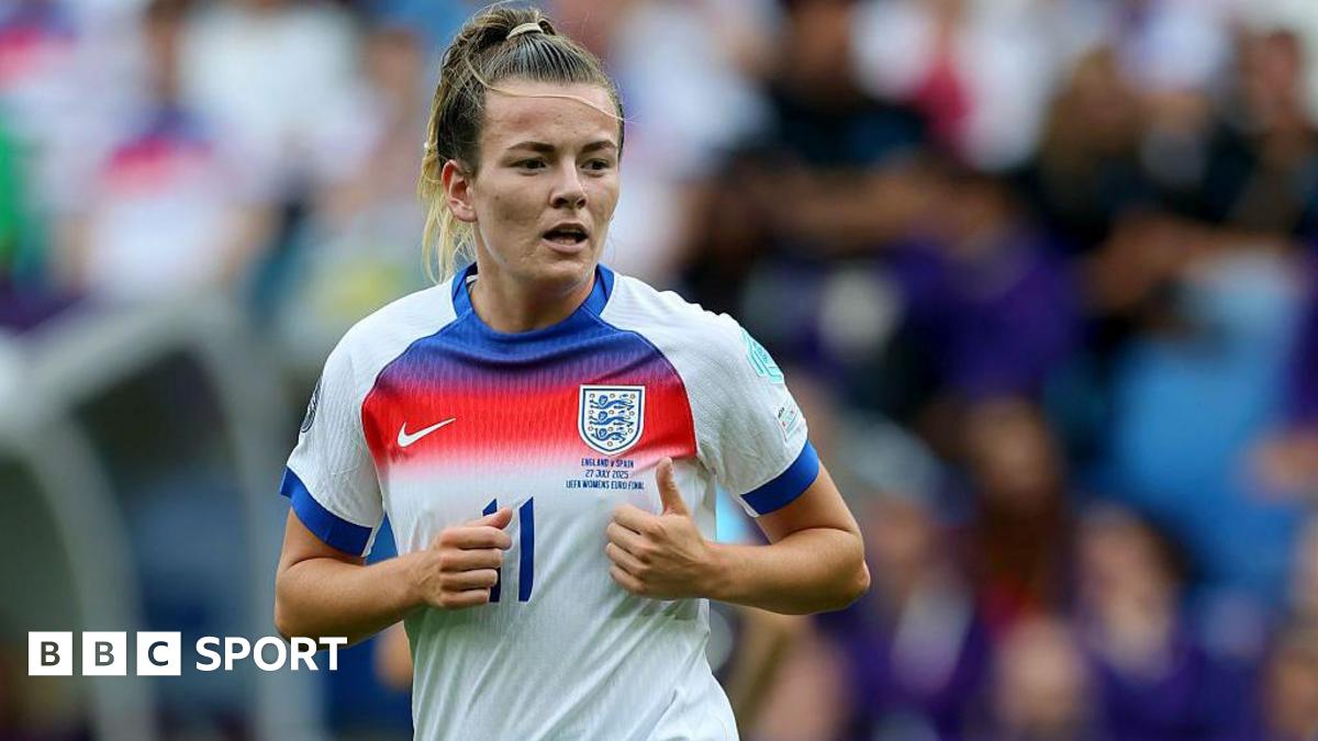 Lauren Hemp returns for England friendlies but Lauren James misses out
