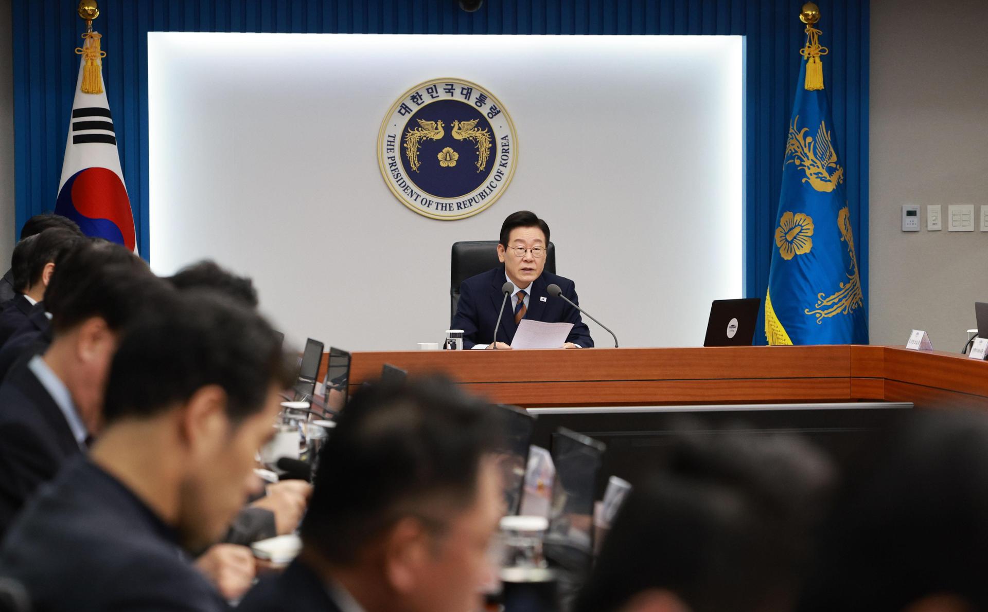 Lee urges bipartisan cooperation to pass 2026 budget plan - The Korea Times