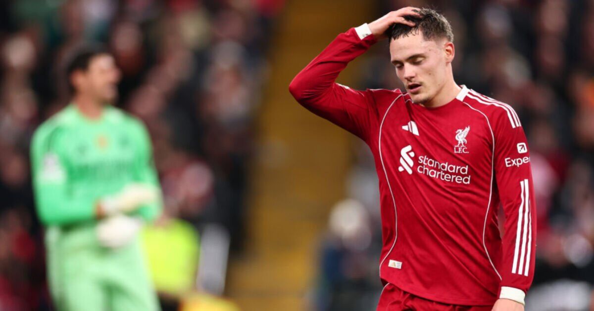 Liverpool lineups vs Man City as Wirtz left out and Robertson call made