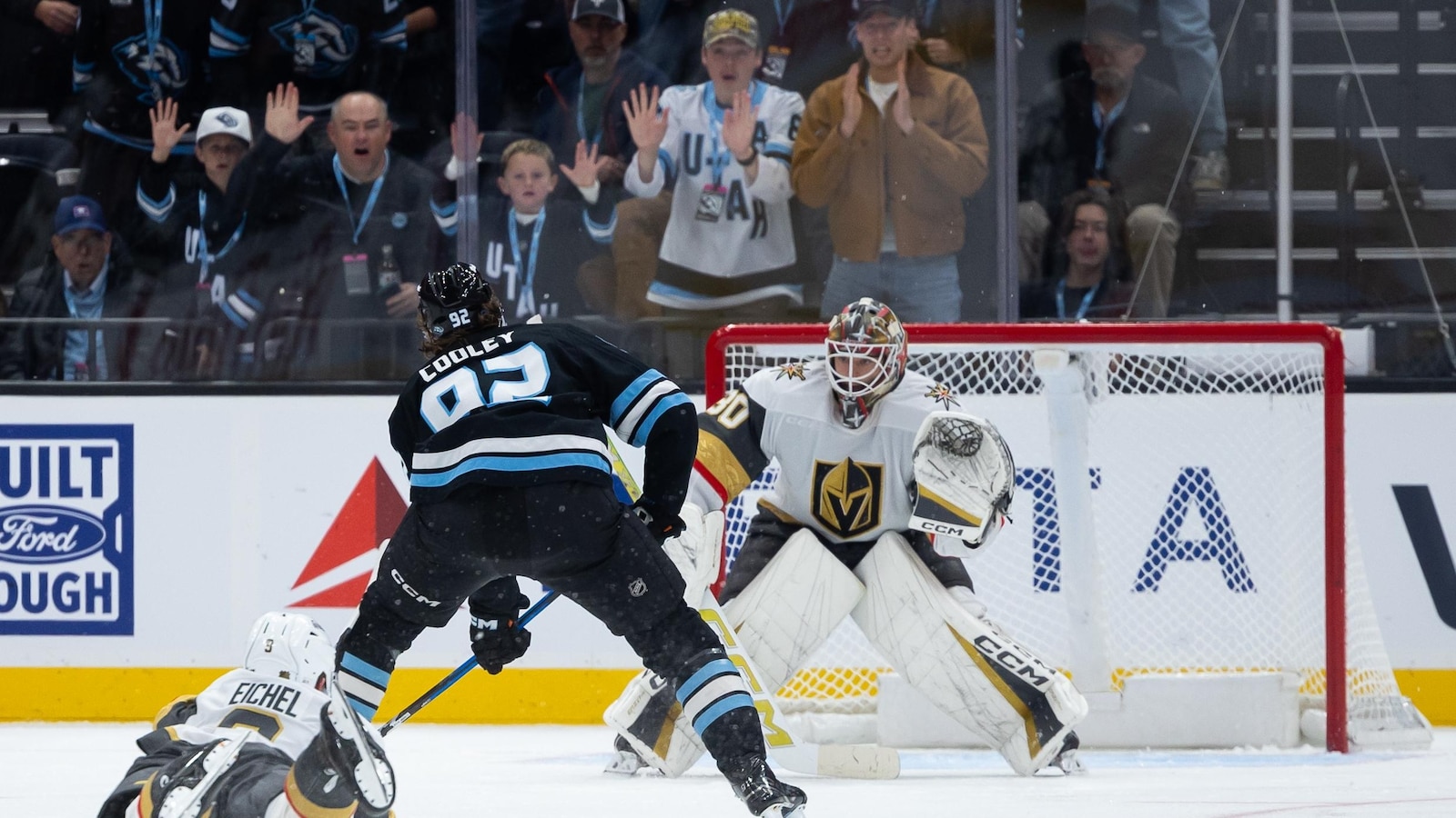 Cooley scores 4 straight goals in 5-point night in Mammoth's 5-1 win over Golden Knights