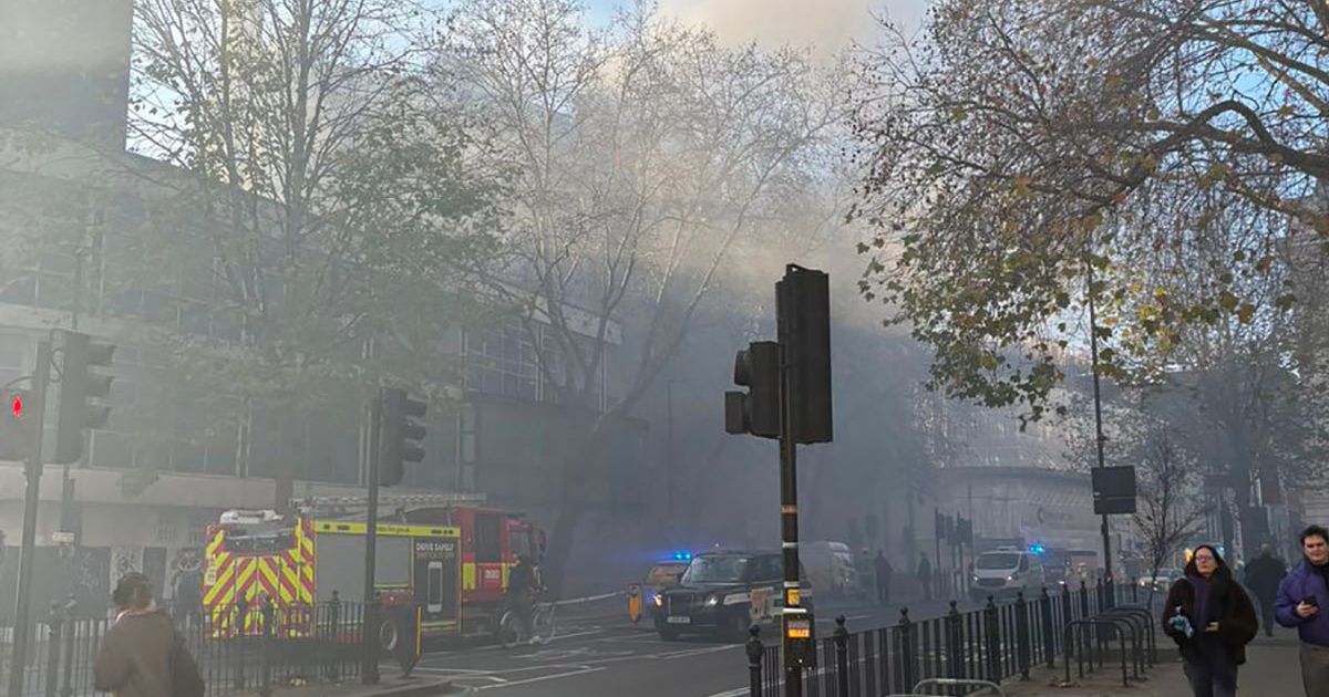Huge black smoke clouds engulf UK city hotspot as firefighters battle fire