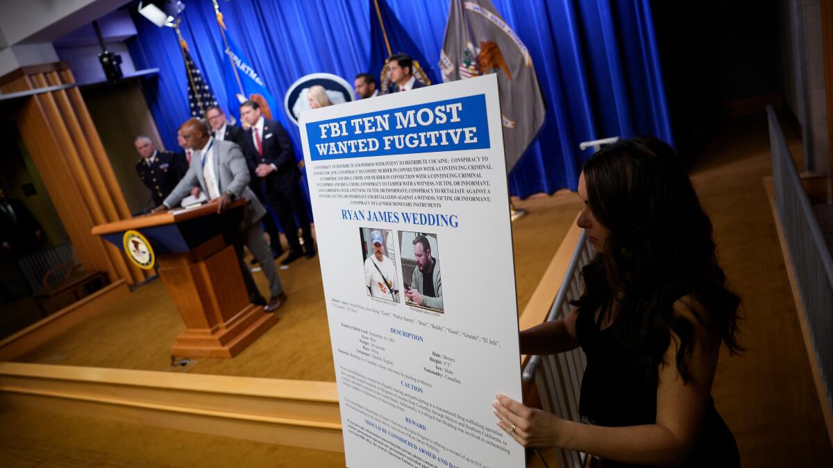 Los Angeles FBI seizes rare Mercedes in connection with alleged drug kingpin