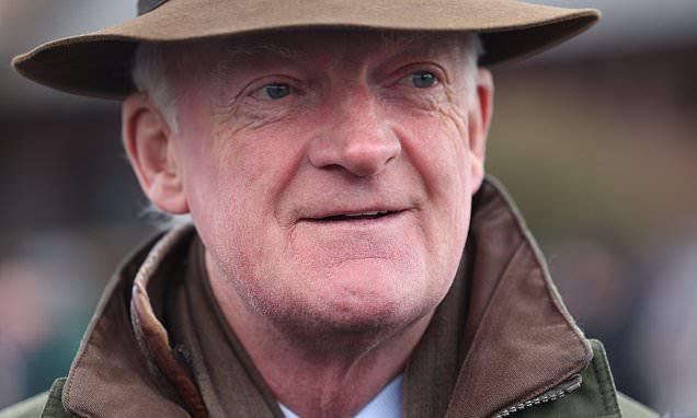 Lossiemouth in cruise control to take Morgiana Hurdle