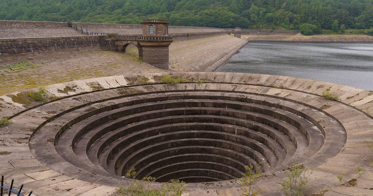 UK's 'lost Atlantis village' that vanished overnight suddenly starts to re-appear - The Mirror