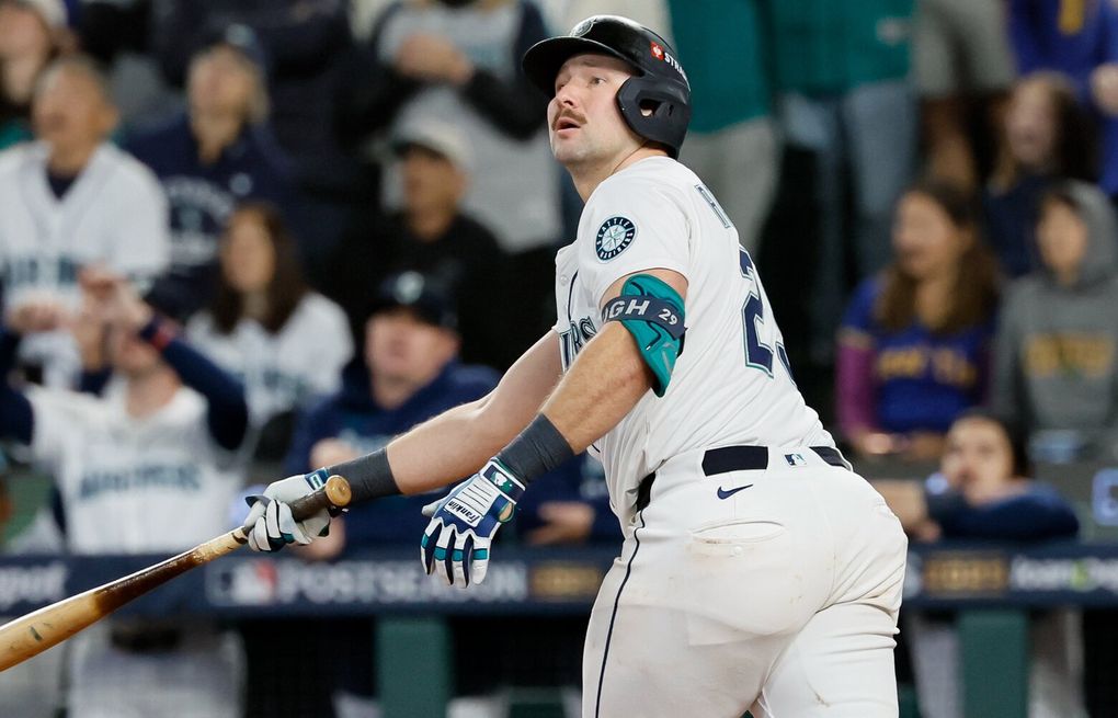 Cal Raleigh takes home more hardware as MLB award season rolls on