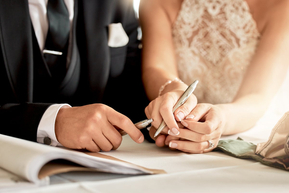 Fewer couples getting married every year, study finds