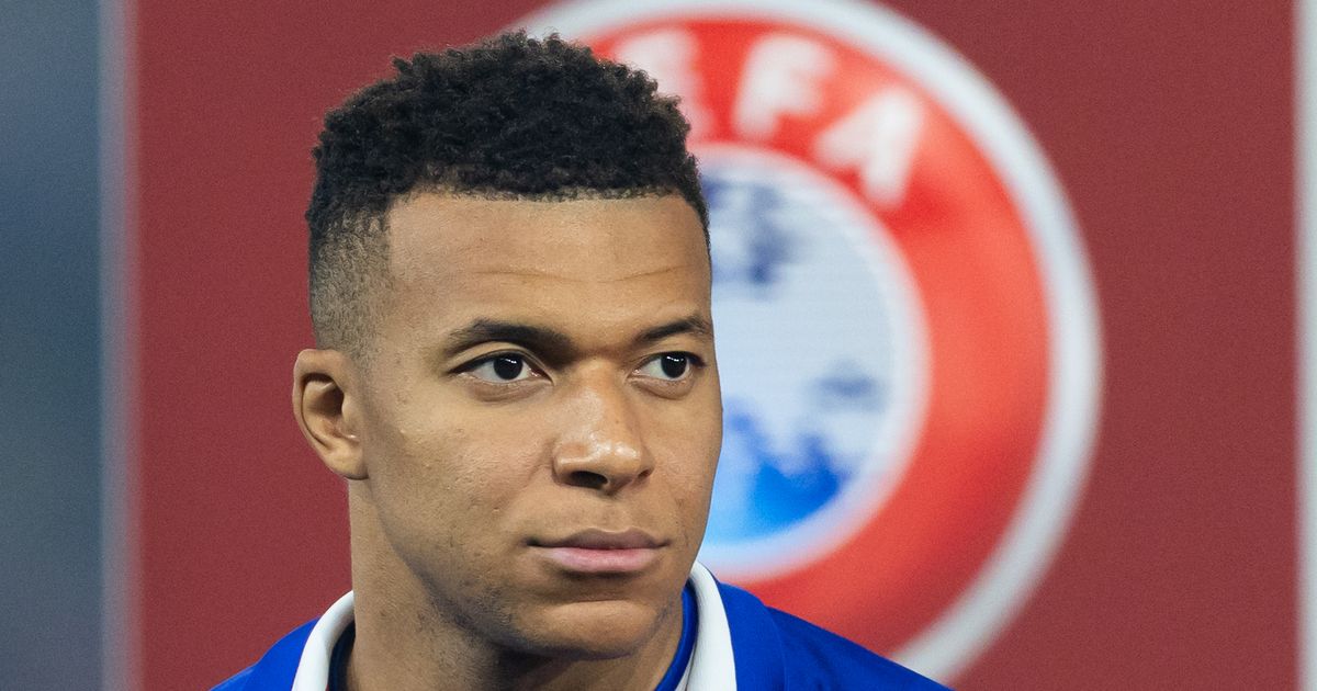 Kylian Mbappe forced to leave France camp with injury issue as statement released - The Mirror