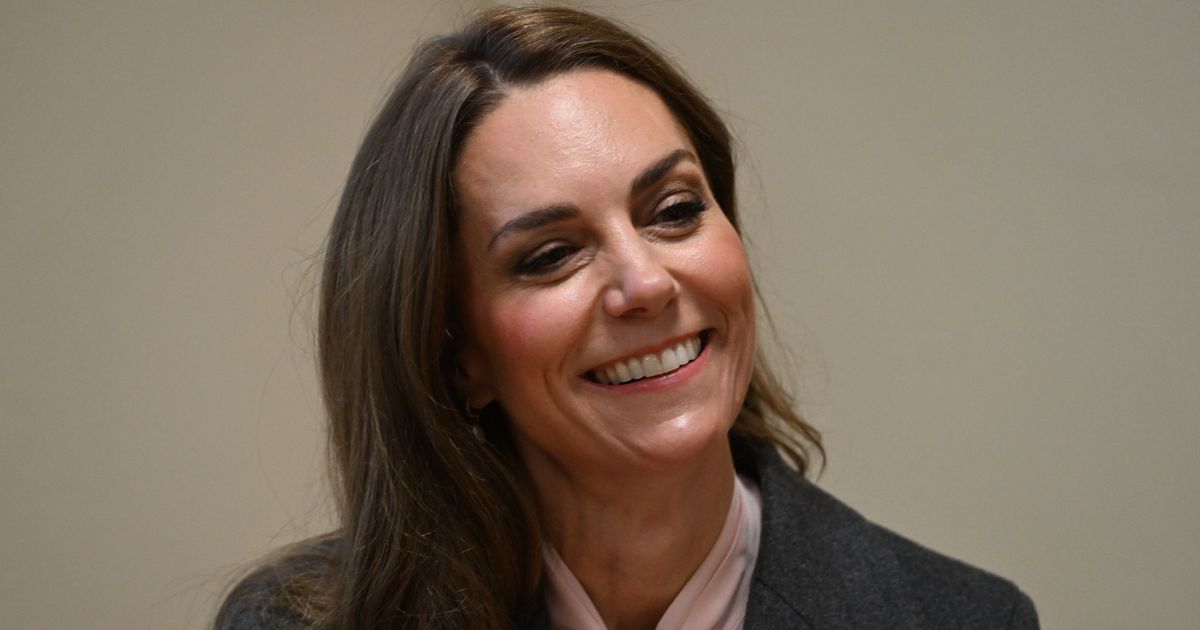 Meghan Markle's royal claim debunked after candid Kate admission - The Mirror