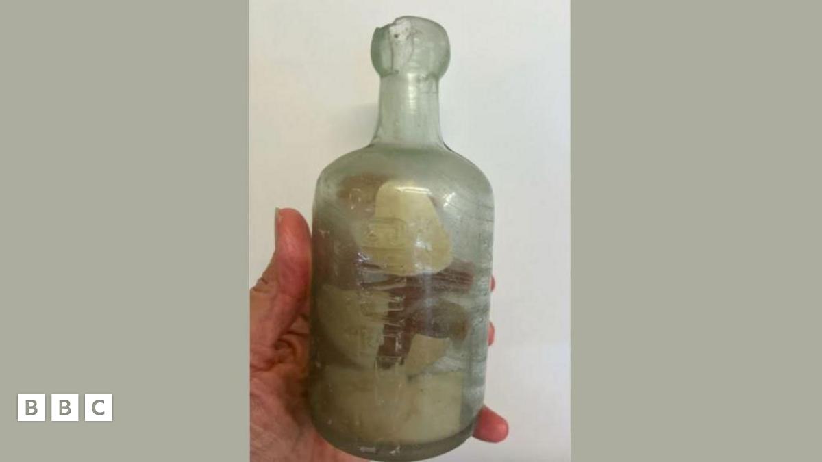 Messages in a bottle found more than 100 years later