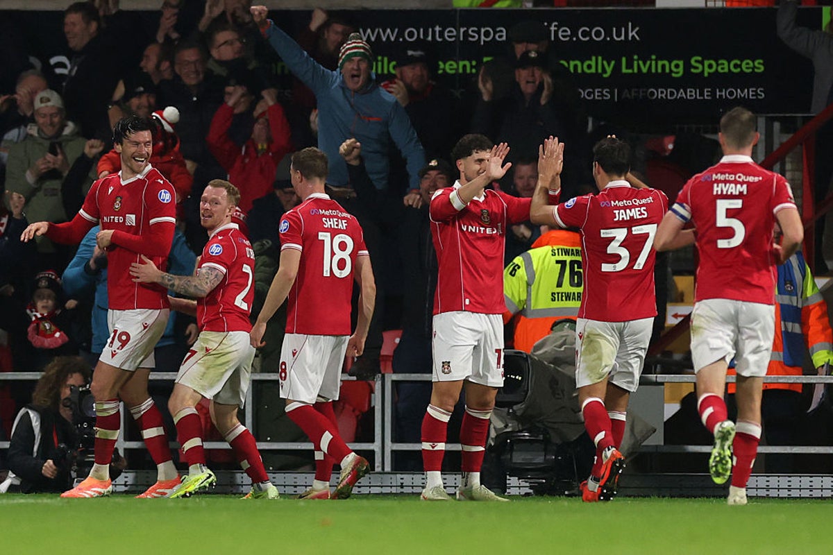 Kieffer Moore's hat-trick ends Coventry's unbeaten start to Championship season