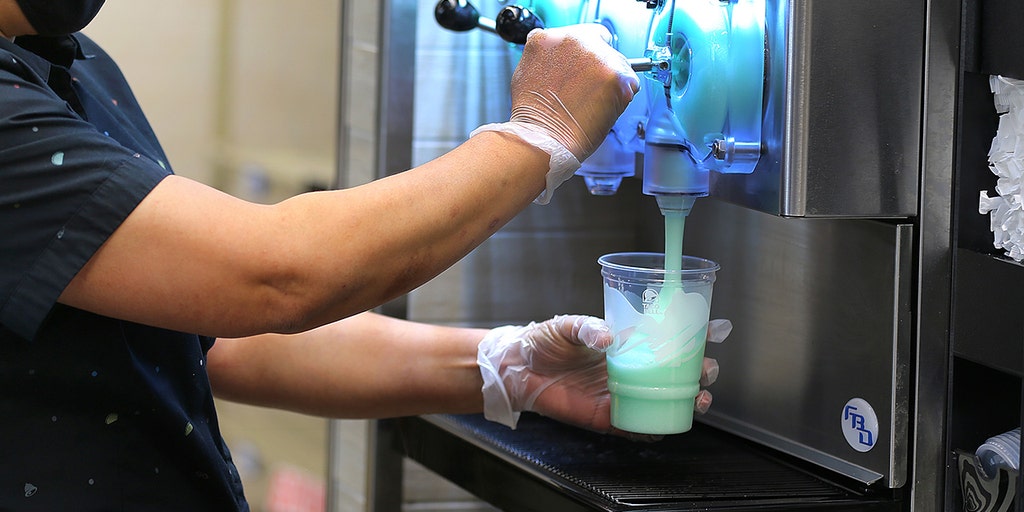 The latest fast-food oddity  --  a Mountain Dew pie from Taco Bell  --  sparks frenzy online
