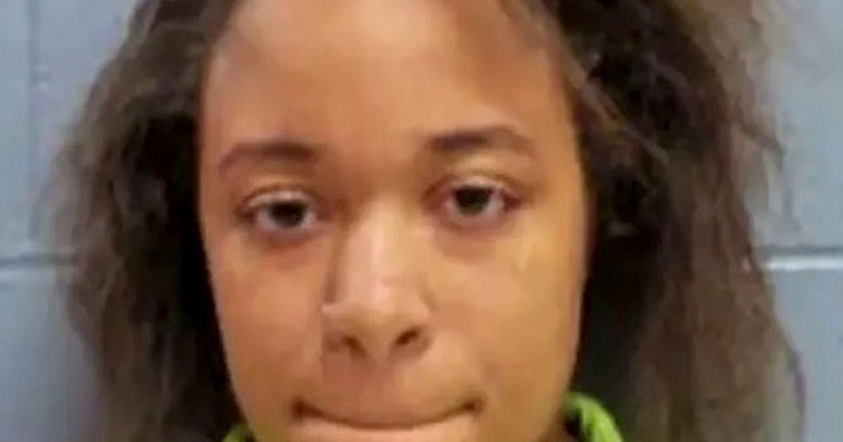 Mum went to work at car dealership and 'left baby to die in hot car outside' - The Mirror