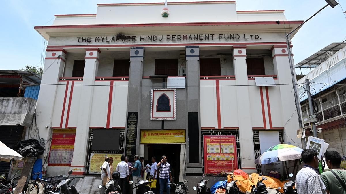 Mylapore chit fund case: Devanathan Yadav must surrender or get arrested, says Madras HC judge