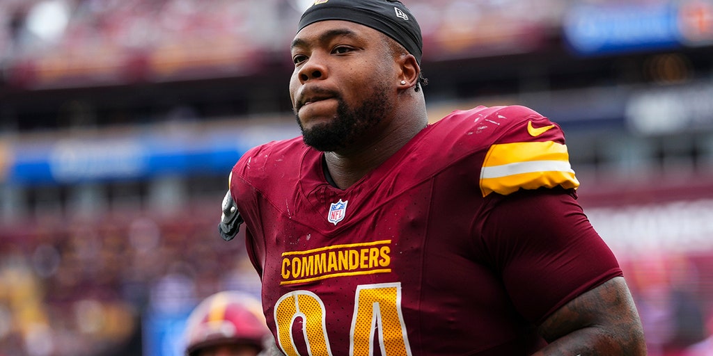 NFL veteran defensive lineman suspended, mocked online for punching helmeted opponent