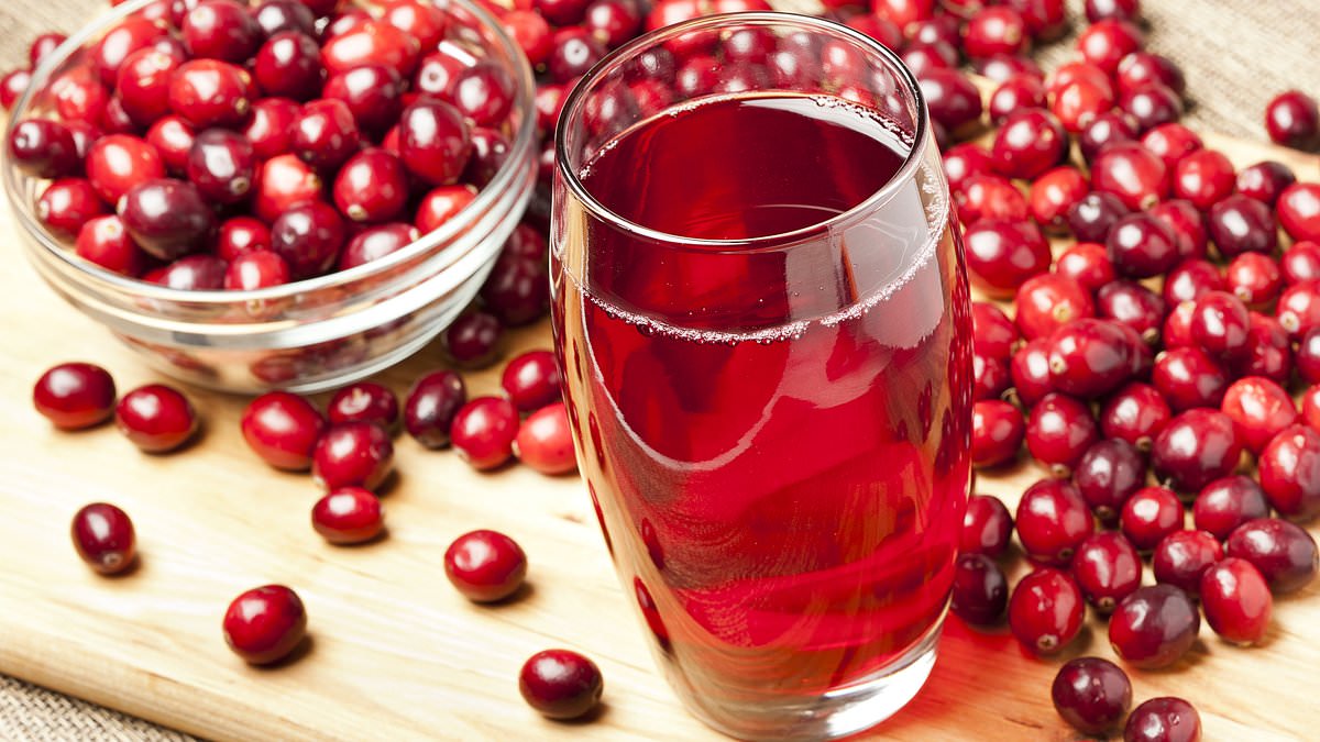 Nutritionist names five seasonal fruits you should eat this winter