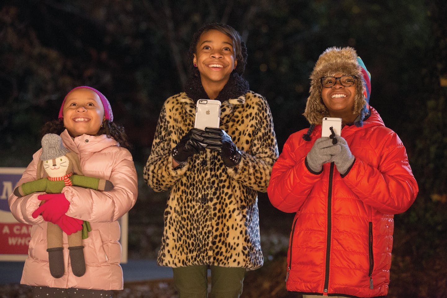Odie Henderson recommends five out-of-the-ordinary Christmas movies to watch at home - The Boston Globe