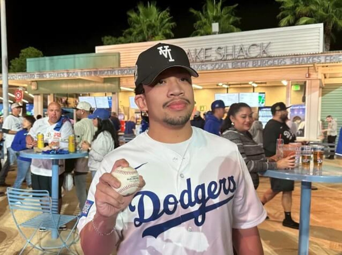 How nachos and a polygraph test led Shohei Ohtani's monster NLCS home run ball to auction