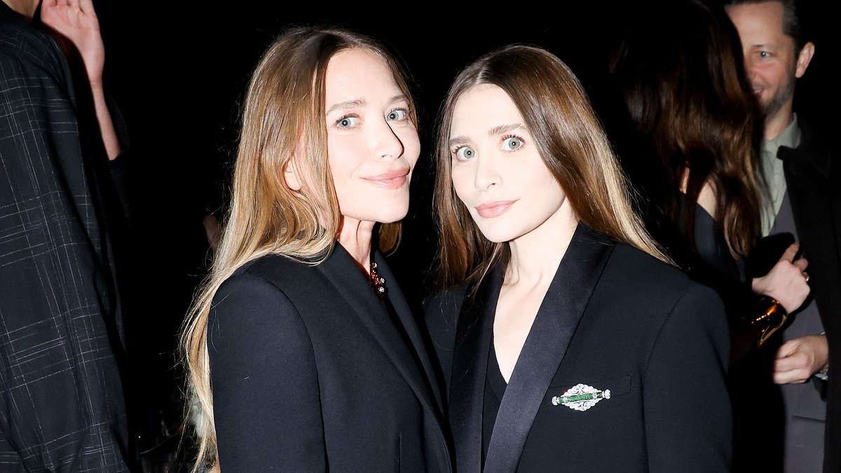 Olsen twins make rare red carpet appearance at CFDA Fashion Awards