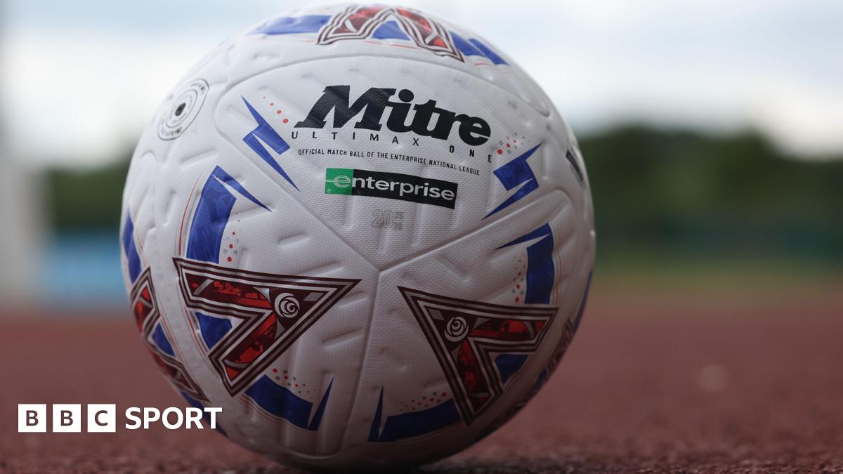 National League: Altrincham 1-0 Boston United