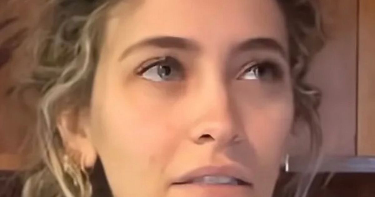 Paris Jackson shows off hole in nose from drug abuse as she whistles when she breathes - The Mirror