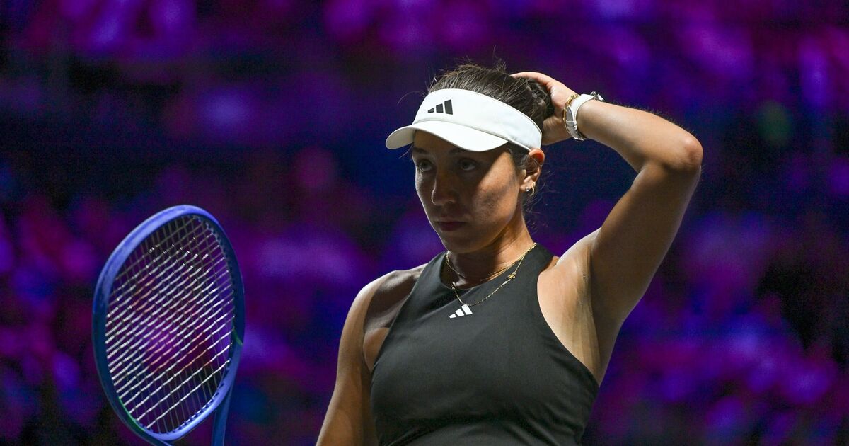 Richest tennis star flabbergasted by Grand Slam champ selling possessions for £4