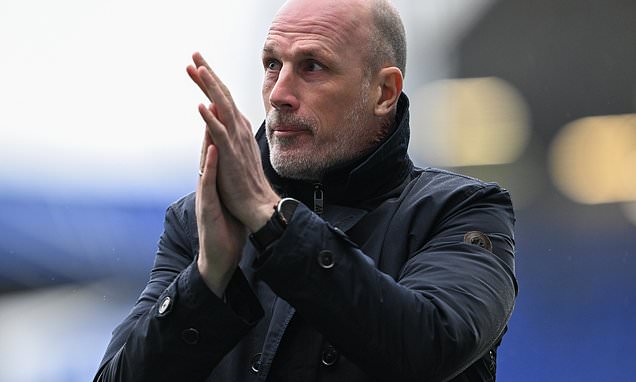 Philippe Clement credits players and supporters as Norwich beat QPR