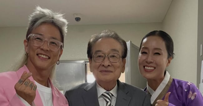 Poppin Hyunjoon Honors Late Actor Lee Soon-jae With Tribute