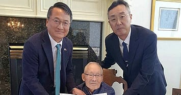 President Lee Honors Lee Ha-jeon's 104th Birthday