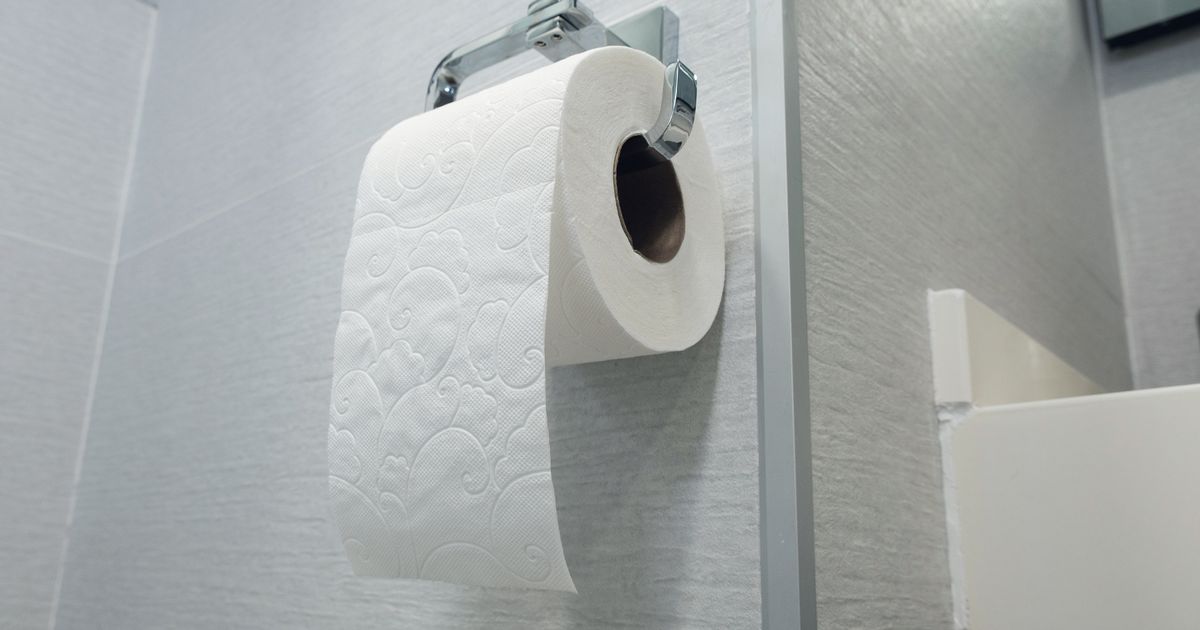 'I'm a professional cleaner here this is one thing making your bathroom stink - and it's not the toilet' - The Mirror