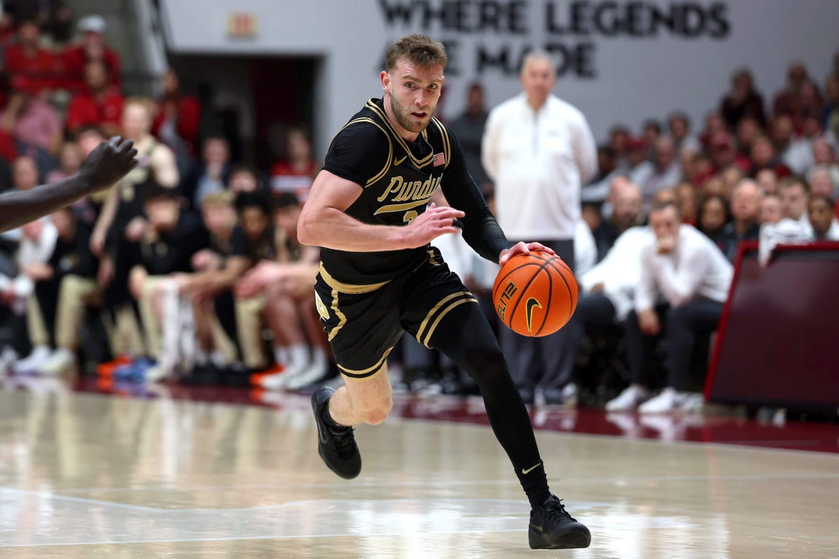 AP men's basketball Top 25: Purdue back to No. 1, NC State makes first appearance
