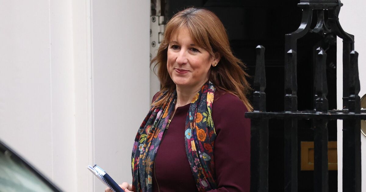 Rachel Reeves plots £1m crackdown on illegal workers in 3 jobs
