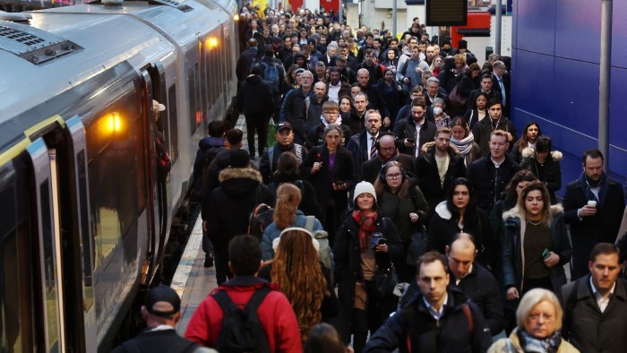 Rail fares in the UK to be frozen in Autumn Budget