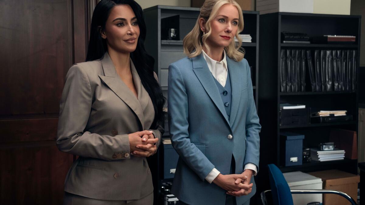 Commentary: With 'All's Fair,' Ryan Murphy gives us the ultimate Trump-era TV show