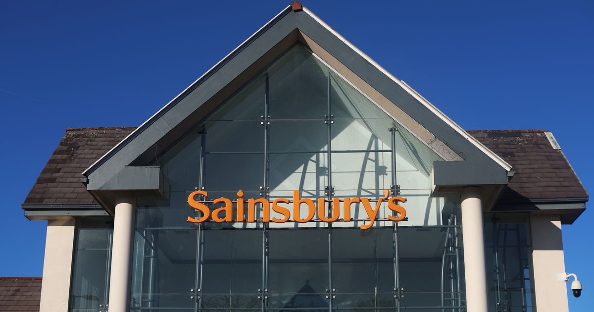 Sainsbury's customers rebel against 'tedious and unnecessary' big October nectar change - The Mirror