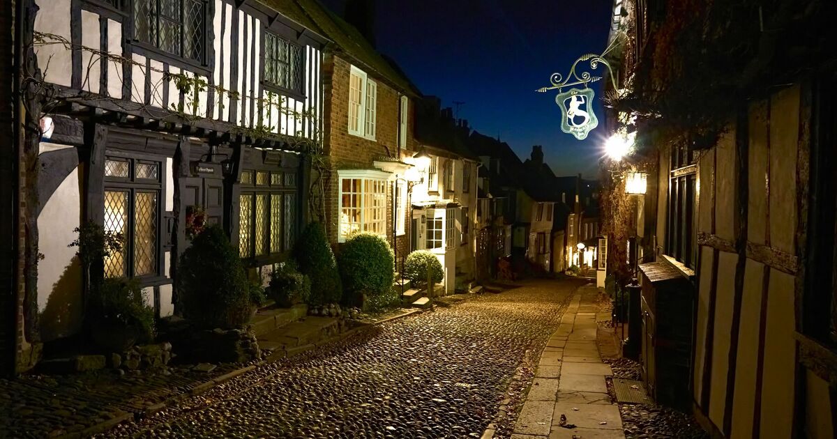 'Ridiculously charming' seaside town hour from London perfect for winter trip