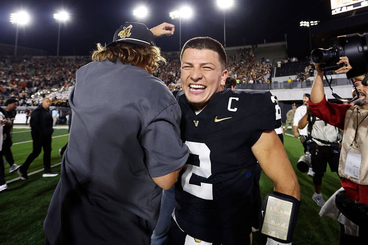 Seven SEC teams in the Playoff, including Vanderbilt? Here's a chaos scenario