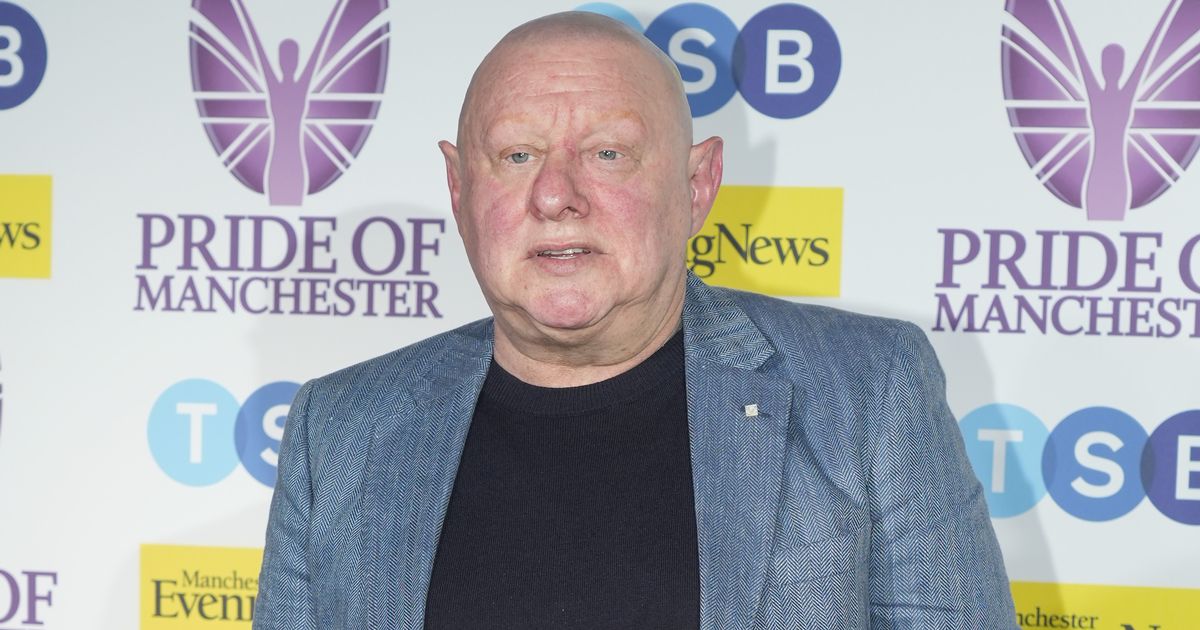 Shaun Ryder calls for benefit gig to honour late Stone Roses star Mani - The Mirror