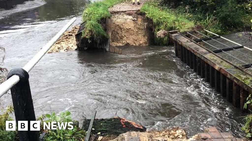 National Trust repairs to a Guildford bridge could be delayed