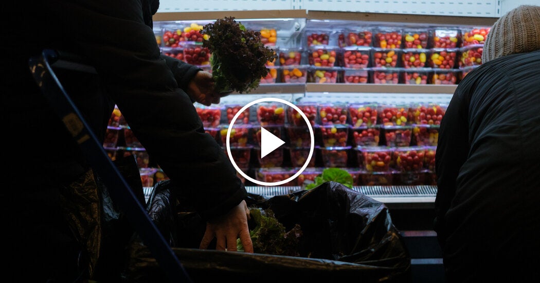 Video: Millions at Risk of Hunger as Food Stamp Freeze Looms