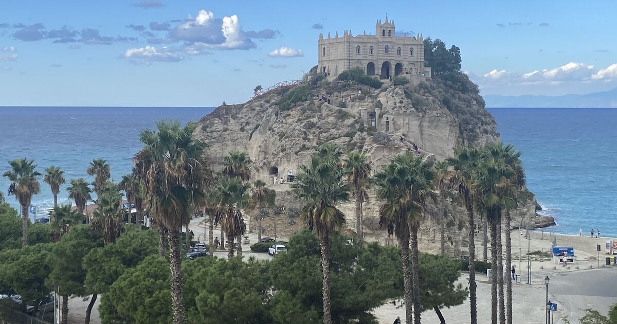 'I went on a solo holiday with couples and did one thing I'd never expect'