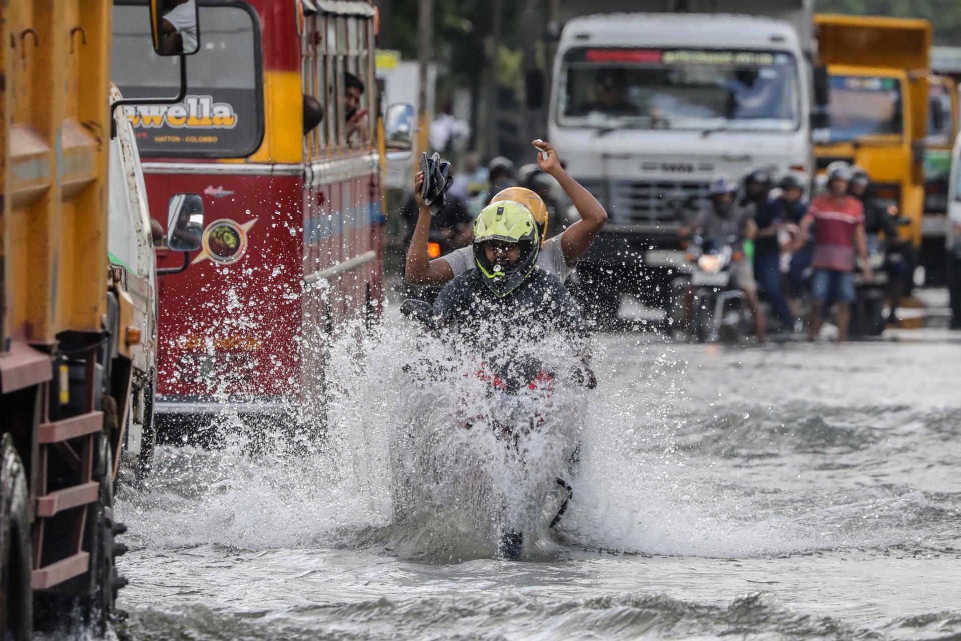 Sri Lanka floods, landslides kill at least 31 - The Korea Times