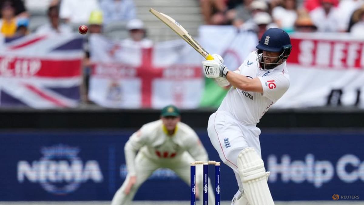Starc, Boland rattle England as Australia mount day two comeback