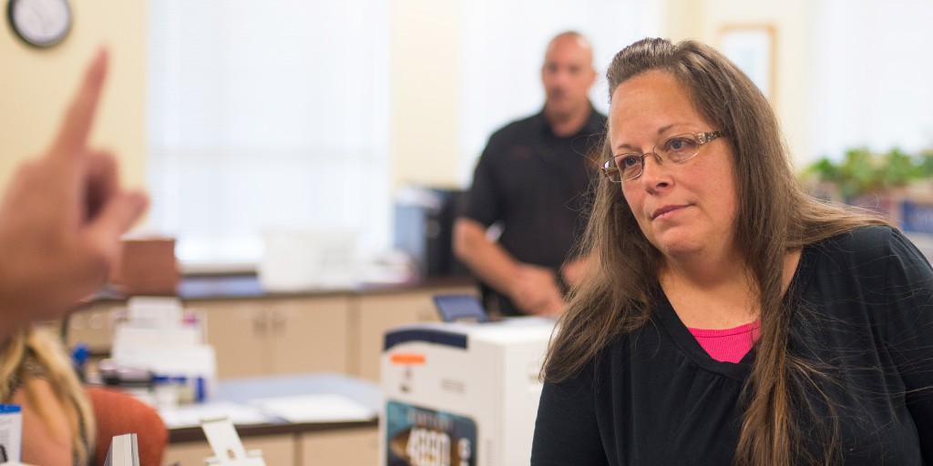 Supreme Court denies review of Kim Davis' petition that sought to overturn Obergefell
