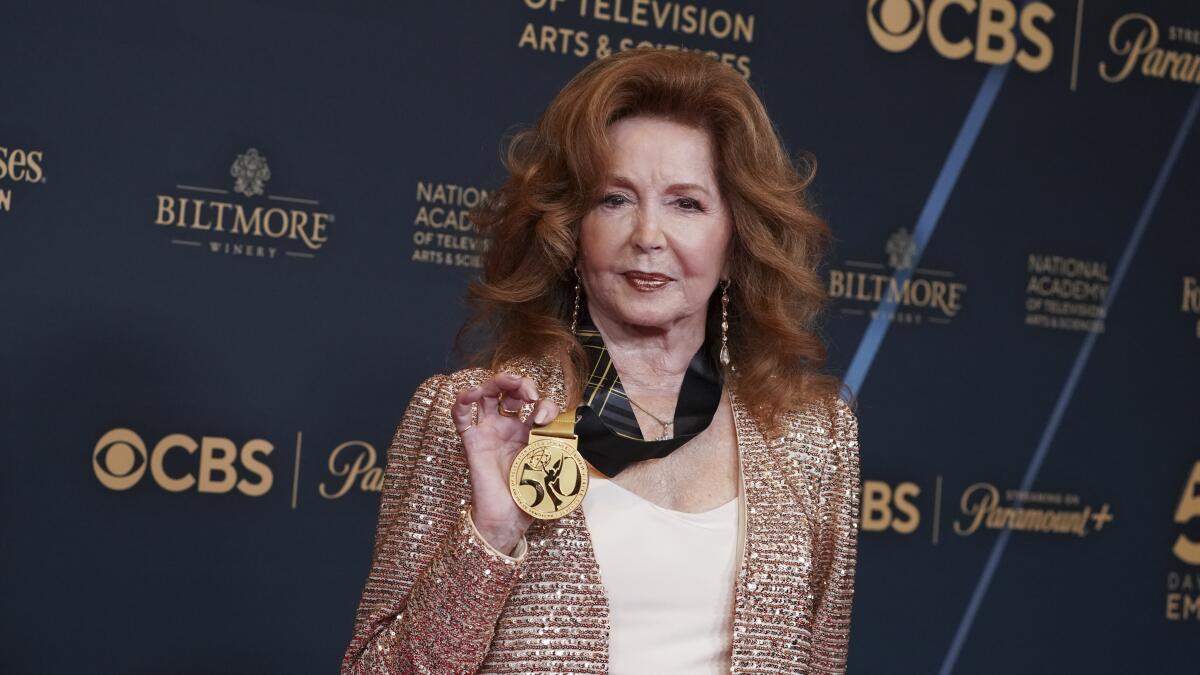'Days of Our Lives' star Suzanne Rogers discloses cancer diagnosis: 'It was all a shock'