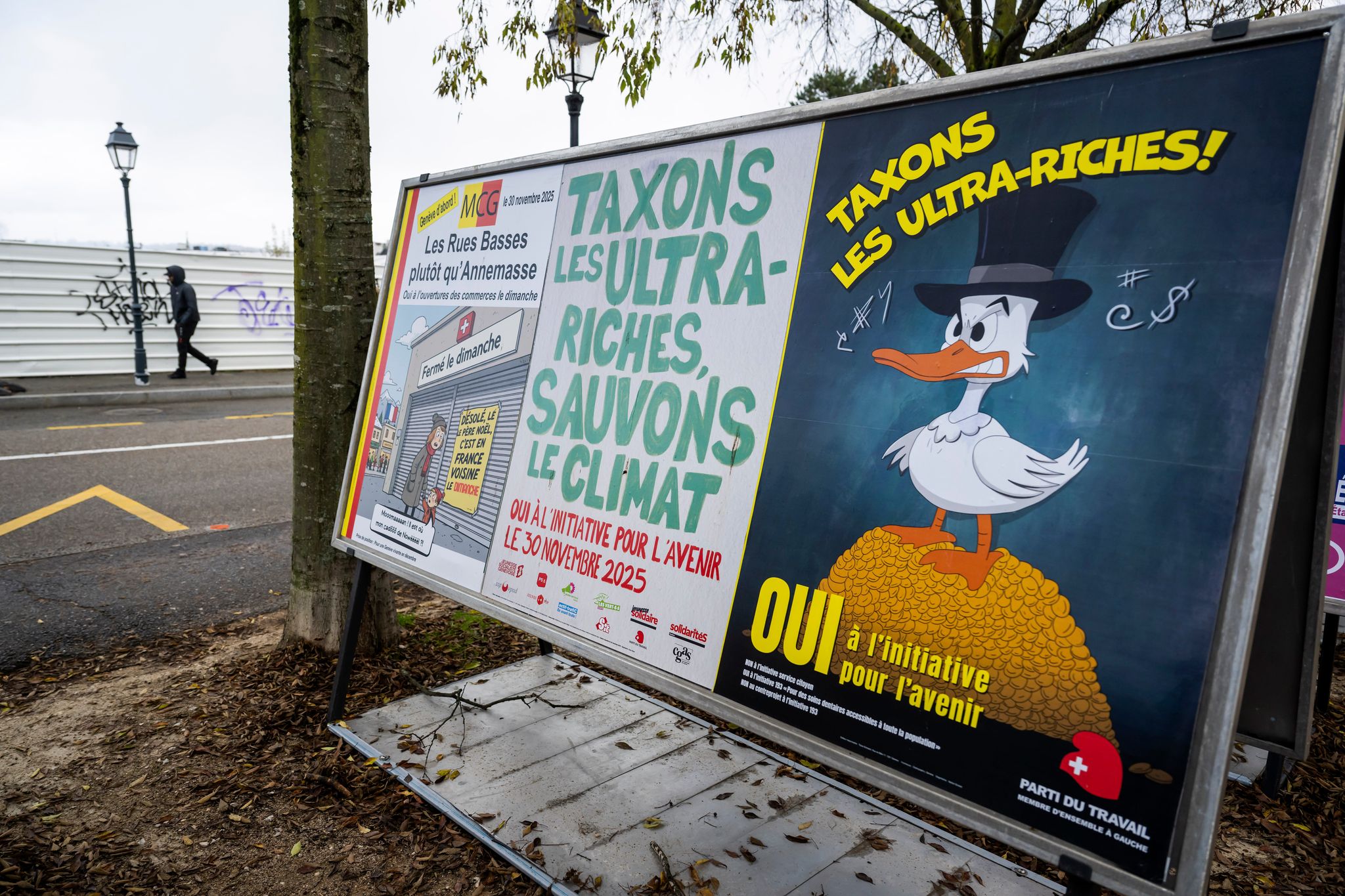Swiss voters consider whether women, like all male citizens, must do national service