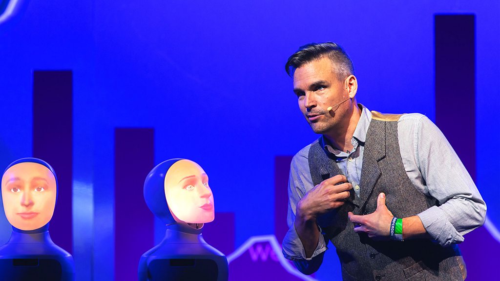 Tech Life - Tech and performance at the Edinburgh Festivals - BBC Sounds