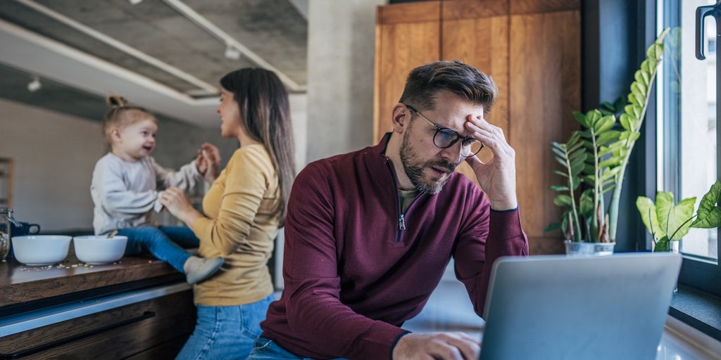 One toxic behavior kills relationships, leading happiness expert warns