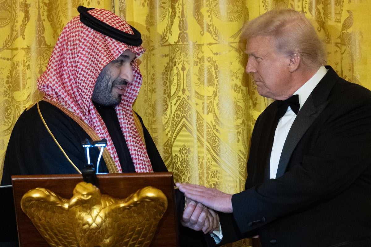 Trump treats Saudi crown prince to lavish White House dinner