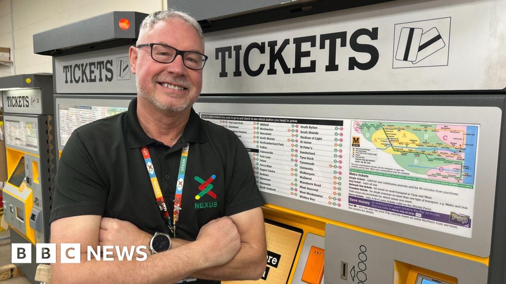 Tyne and Wear Metro ticket repairman retires after 40 years