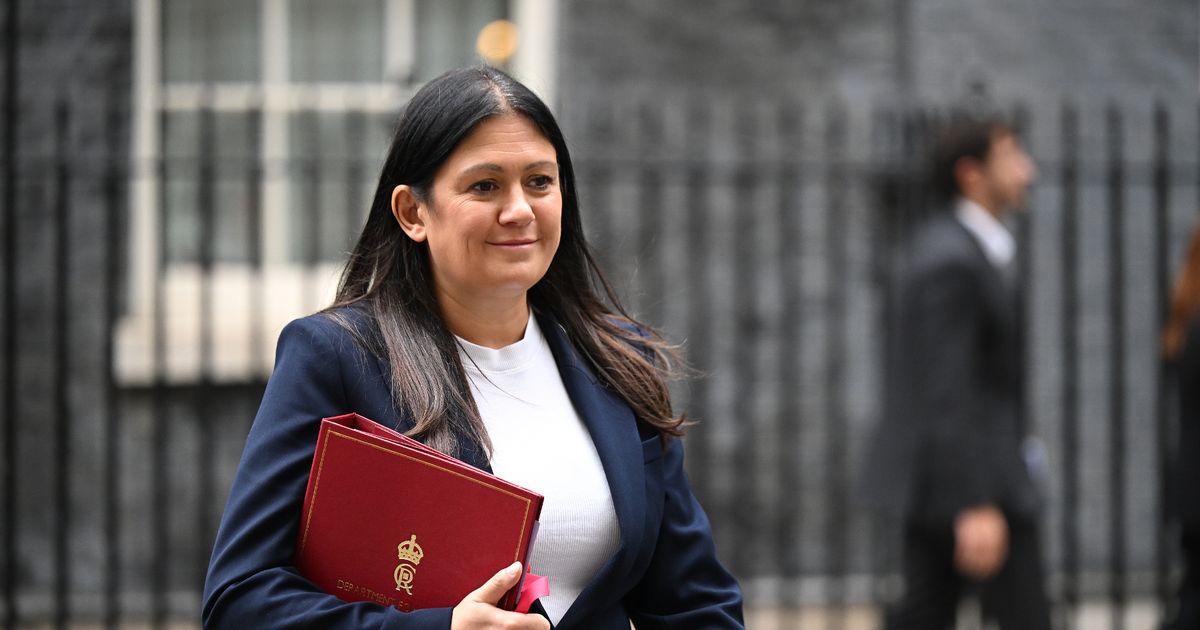 Lisa Nandy issues powerful pledge as UK submit bid to host 2035 Women's World Cup - The Mirror